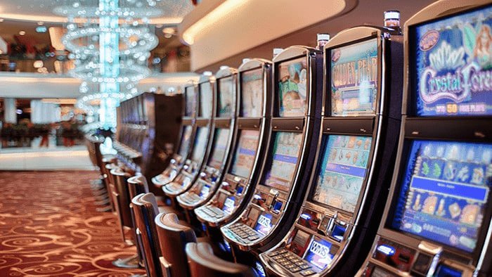 Ikon kunci keamanan, sertifikat SSL, dan escudo perlindungan yang mewakili lapisan keamanan IDR Wallet